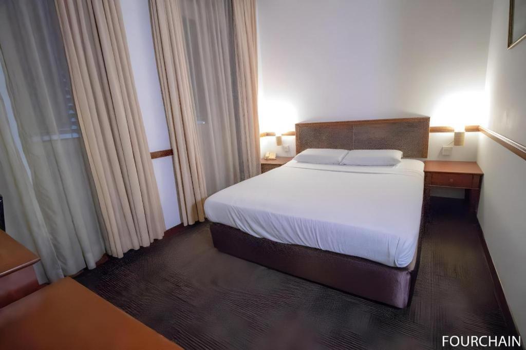 Four Chain View Hotel Singapore Exterior photo